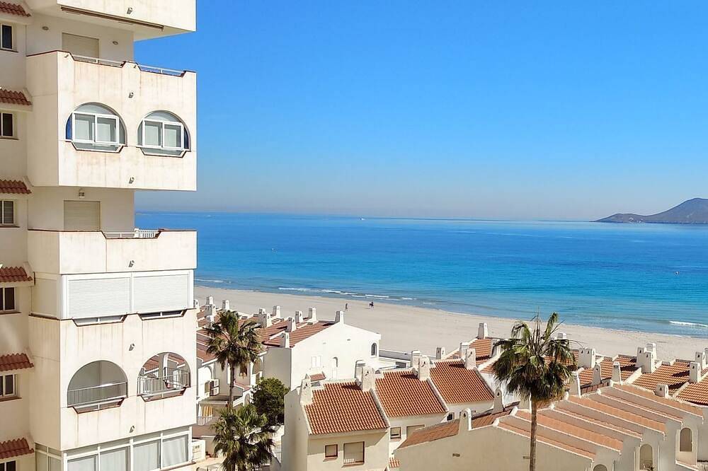 Entire apartment, Ideal for rest in a quiet area and facing the sea. in La Manga del Mar Menor, Mar Menor