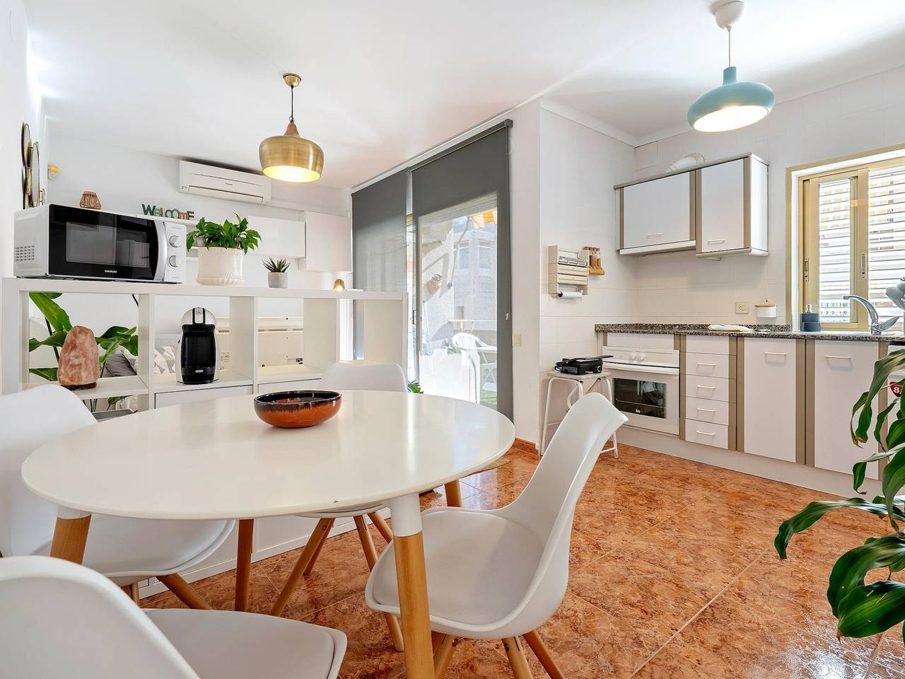 Apartamento vacacional entero, Espacio ideal parejas con terraza a 600m playa in Torredembarra, Costa Dorada