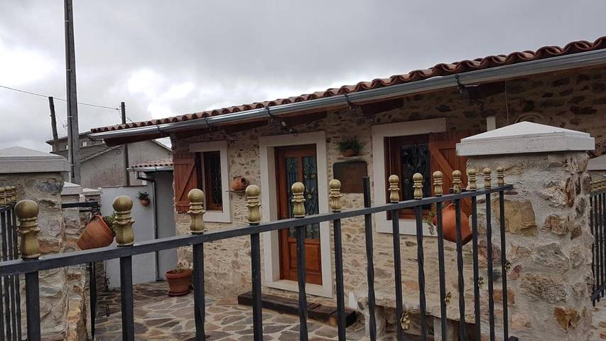 Location de vacances pour 8 personnes, avec jardin ainsi que piscine et vue dans Aguda - 3