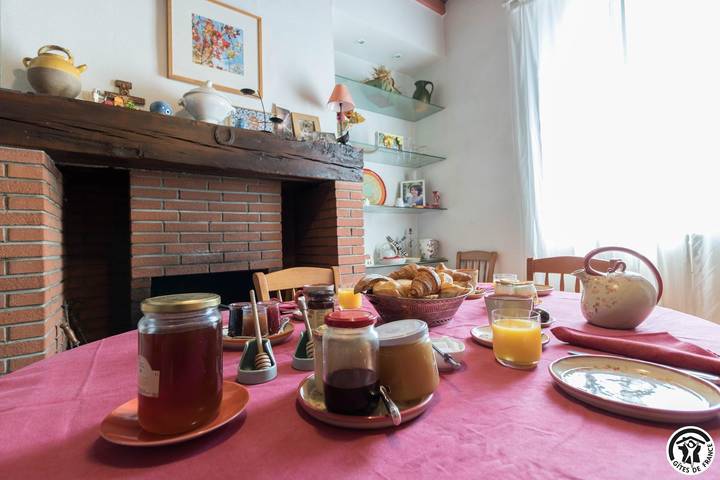 Chambre d’hôte pour 2 personnes, avec piscine ainsi que terrasse et jardin dans Haute-Garonne - 3