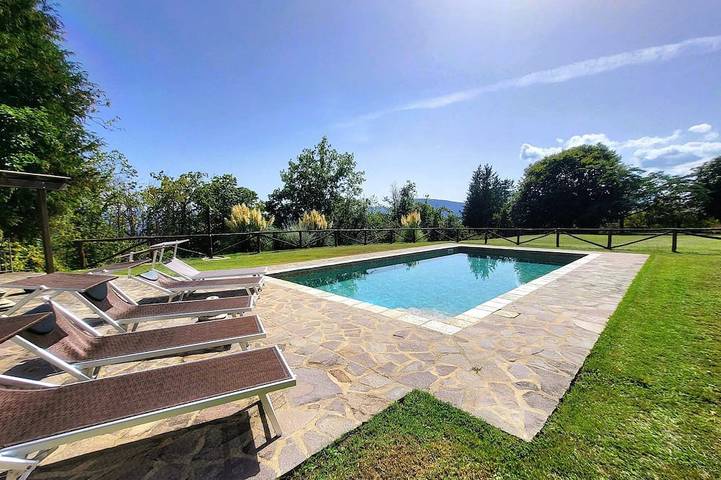Villa für 6 Personen, mit Garten und Terrasse - 1