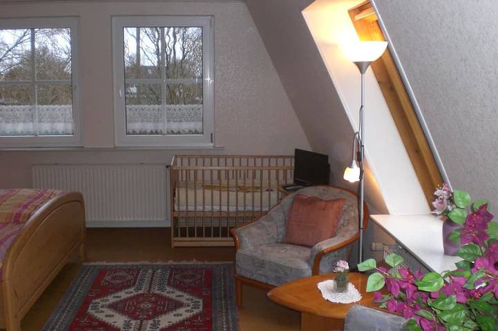 Ferienwohnung für 4 Personen, mit Garten und Balkon, mit Haustier in Zetel - 3