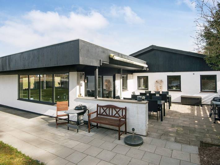 Vakantiehuis voor 30 personen, met Terras in Ebeltoft
