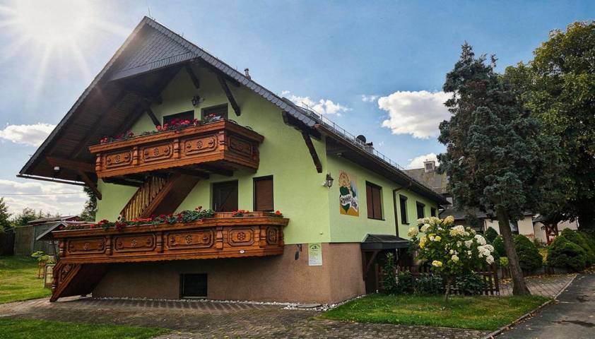 Ferienwohnung für 6 Personen, mit Ausblick und Garten, kinderfreundlich - 1