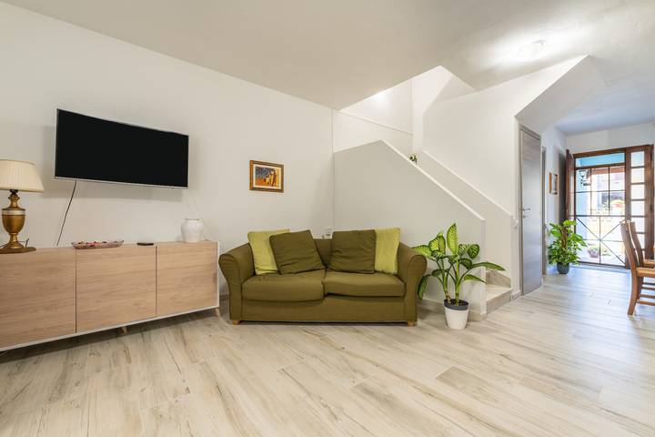 Casa Vacanze 'Elifra' with Private Terrace, Garden, and Balcony in San Giovanni Suergiu, Sulcis Iglesiente