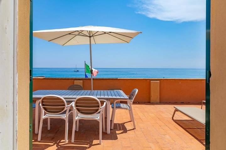 Casa vacanza per 8 persone, con panorama e terrazza, con animali domestici - 1