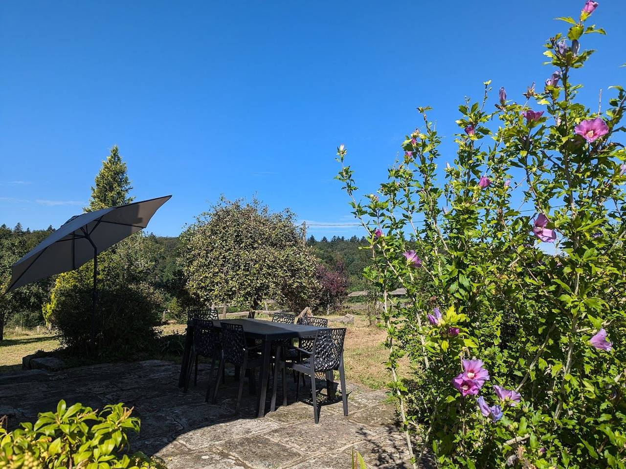 Gîte paisible avec jardin et possibilité d'animaux à Gruey-lès-Surance in Gruey-lès-Surance, Région d'Épinal