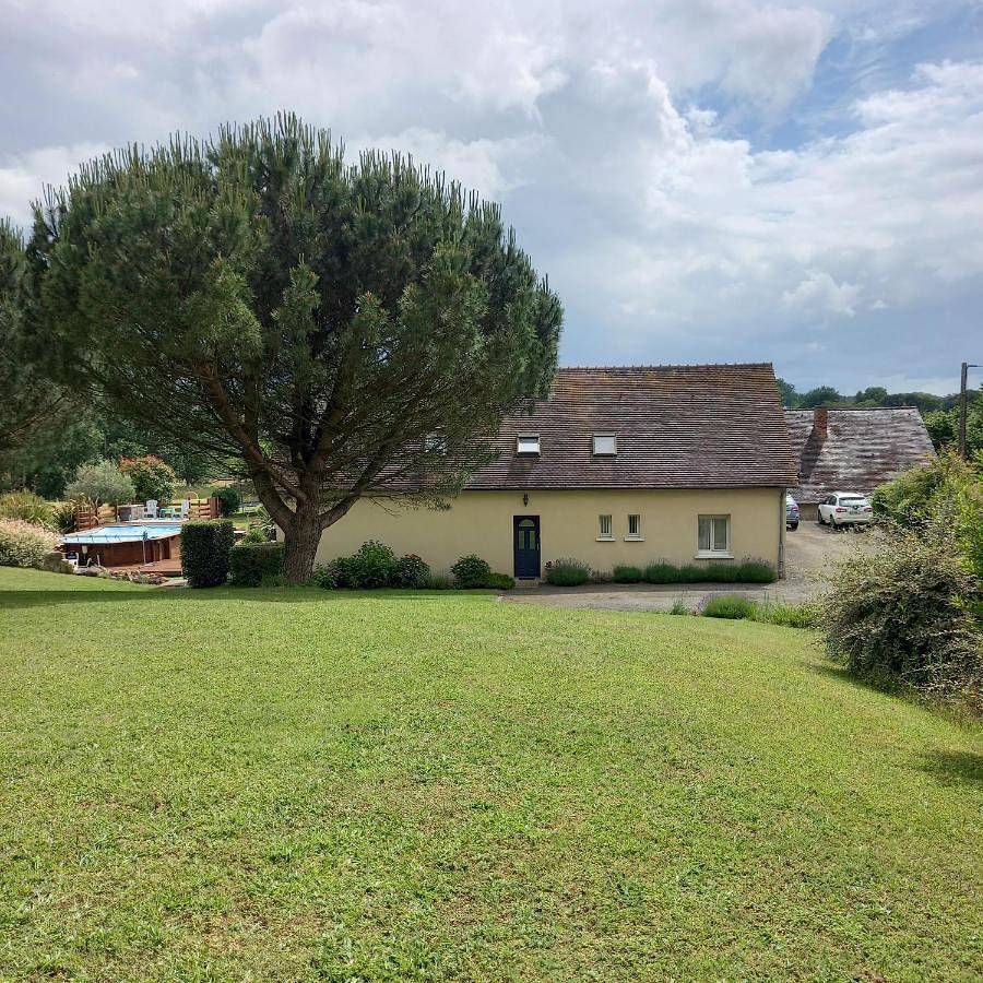 Appartement de vacances entier, 4 Chambres et dortoir 5x90 in Cérans-Foulletourte, Sarthe