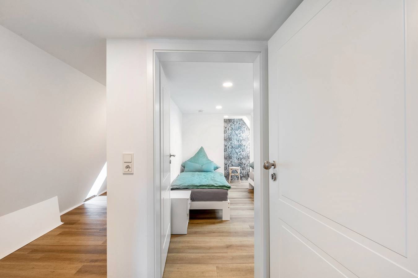 Geheel appartement, Appartement 'Werner-Senger-Haus Oben' met gedeeld terras en Wi-Fi in Limburg (Duitsland), Lahntal