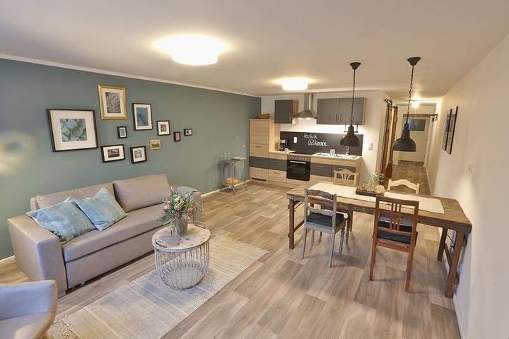 Ganze Ferienwohnung, Blumenstil Ferienwohnungen in Bad Salzungen, Werratal