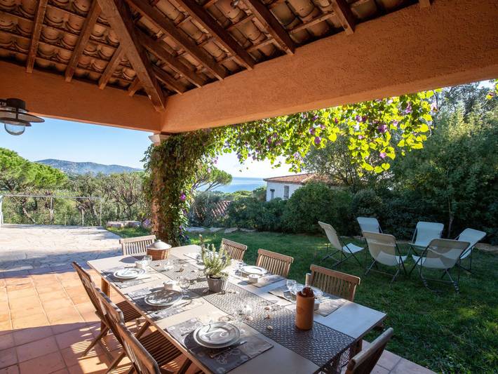 Ferienhaus für 6 Personen, mit Terrasse und Pool sowie Garten, mit Haustier in Sainte-Maxime - 3