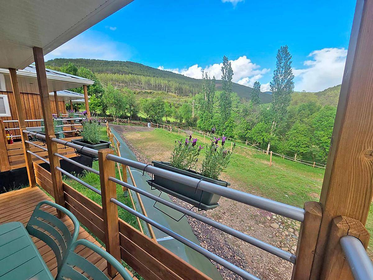 Apartamento entero, Bungalows Pirineo Jacetania 3000 in Castiello de Jaca, Pirineo Aragonés