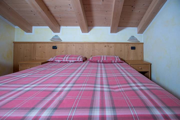 Appartamento intero, Appartamento Stefano 2 con vista sulle montagne, Wi-Fi e giardino in Livigno (Borgo), Livigno