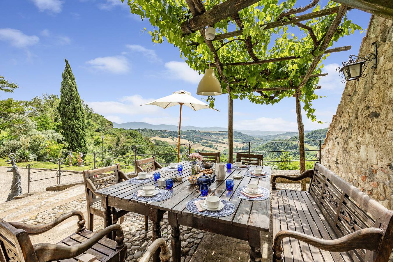 Torre Del Melograno With Heated Pool in Castiglione in Teverina, Provincia de Viterbo