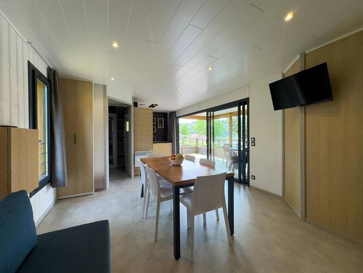 Gîte pour 6 personnes, avec vue et terrasse, animaux acceptés à Figeac - 2