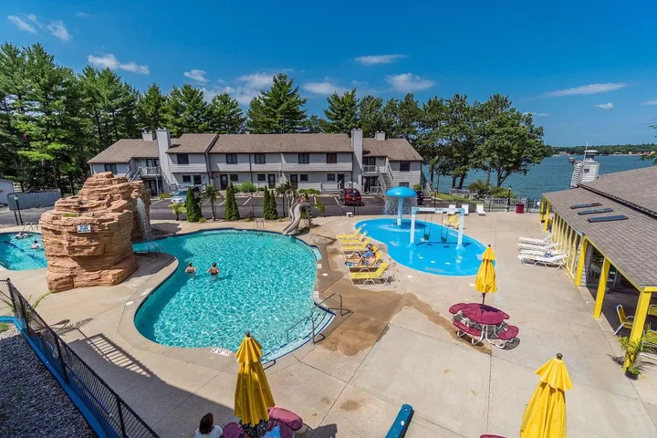Resort para 4 personas - 1