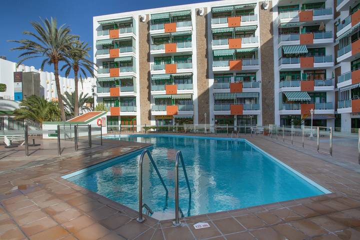 Ferienwohnung für 2 Personen, mit Garten und Kinderpool in Playa del Inglés