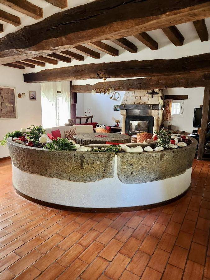 Location de vacances pour 8 personnes, avec Terrasse et Jardin ainsi que Piscine et Vue à Fervaques - 2