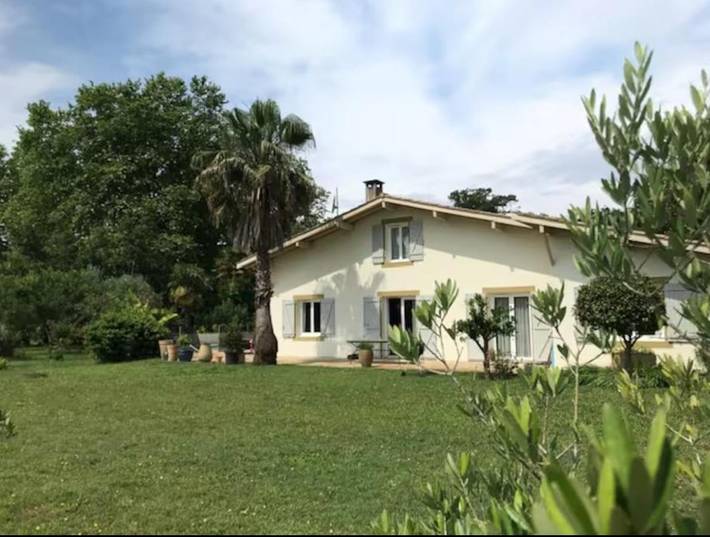 Maison de vacances pour 10 personnes, avec Terrasse ainsi que Jardin et Piscine à Saint-Geours-de-Maremne