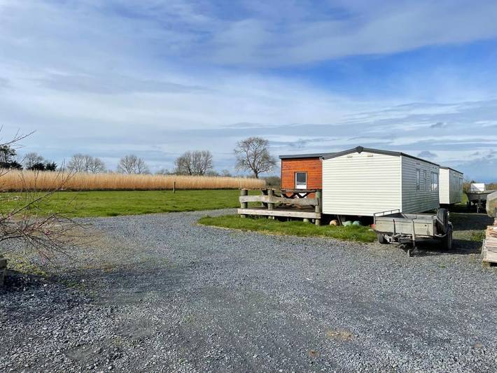 Location de vacances pour 9 personnes, avec terrasse ainsi que vue et jardin à Sainte-Honorine-des-Pertes - 2