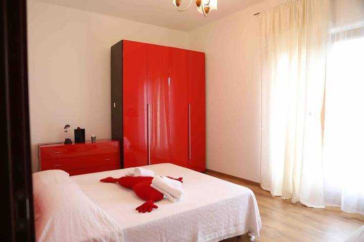 Gîte pour 7 personnes, avec Balcon et Terrasse ainsi que Jardin et Vue à Pavone Canavese