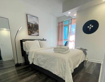 Holiday Rental for 8 People in Georgina, Ontario, Photo 2