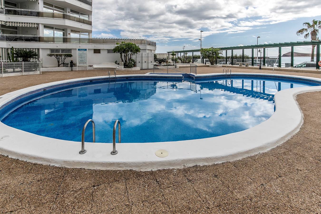 Entire apartment, Relax by the Sea at Medano Retreat, Terrace & Pool in Playa el Médano, Granadilla de Abona