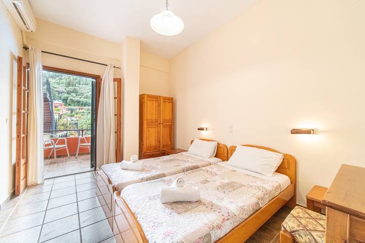 Gîte pour 4 personnes, avec Balcon dans Paleokastritsa - 2