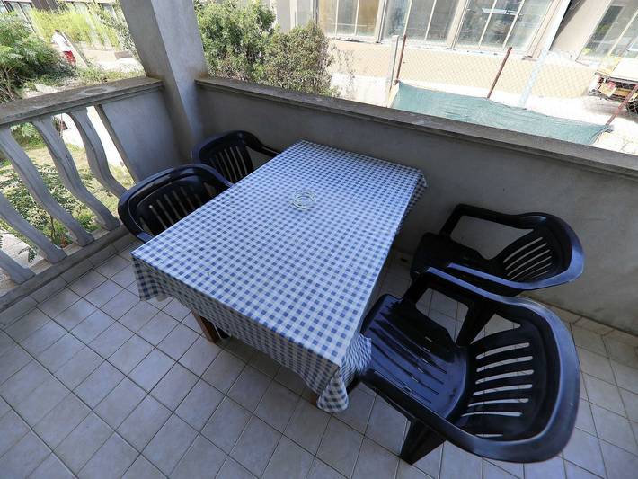 Ferienwohnung für 4 Personen, mit Terrasse in Zadar (Kommun)