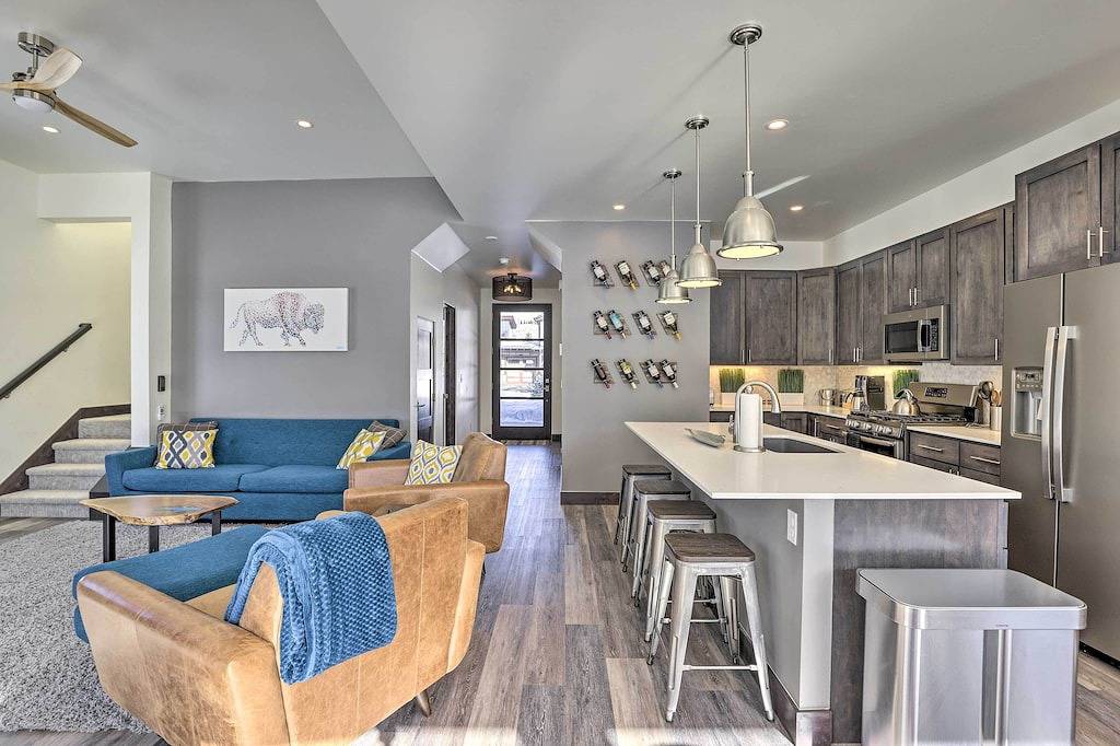 Hike, Ski, Golf, & Fish: Silverthorne Townhome! in Silverthorne, Arapaho and Roosevelt National Forests