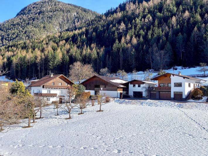 Ferienhaus für 14 Personen, mit Balkon und Terrasse sowie Garten und Ausblick in Tiroler Oberland - 3
