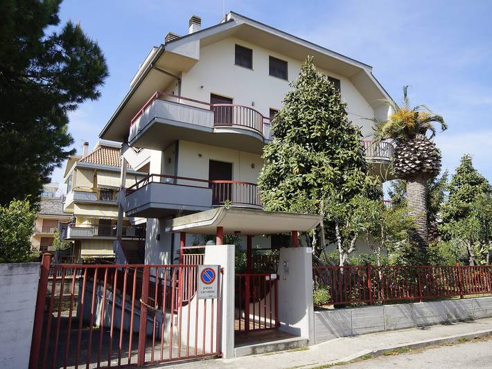 Vakantiewoning voor 5 personen, met Balkon en Terras in San Benedetto del Tronto