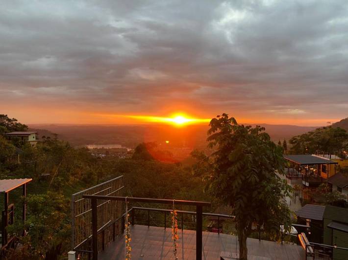 Chambre d’hôte pour 3 personnes, avec balcon ainsi que jardin et vue dans Khao Kho - 4