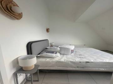 Location De Vacances pour 8 Personnes dans Suresnes, Hauts-de-Seine, Photo 3