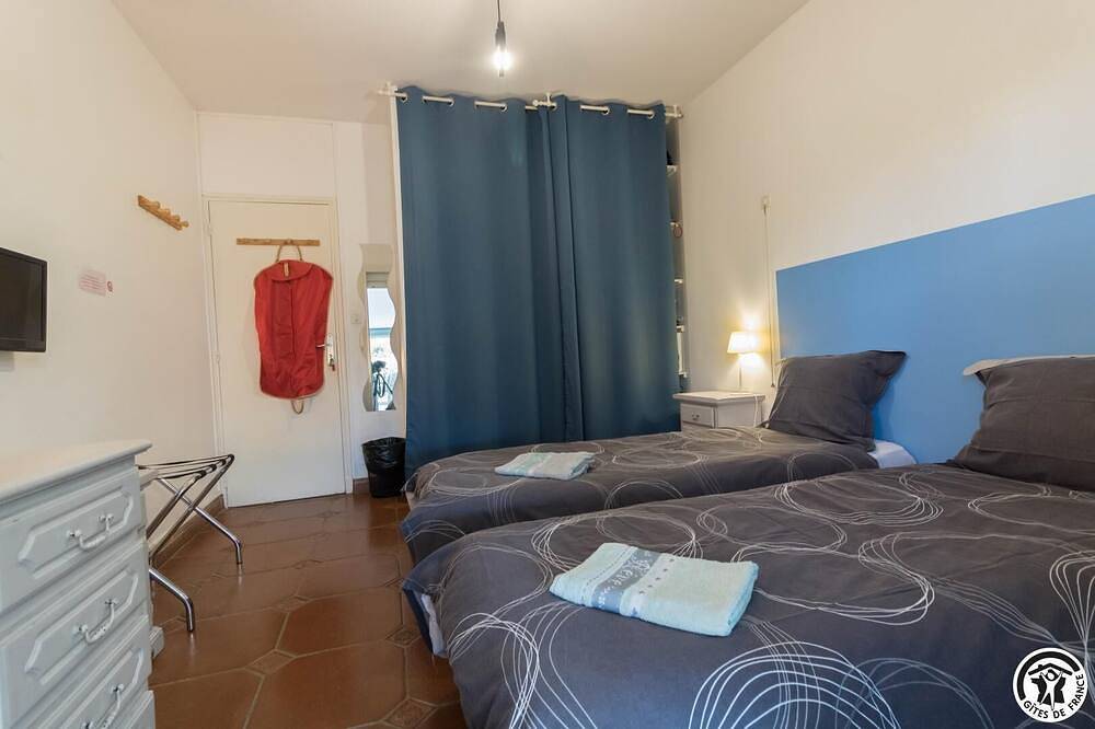 House Venitia 14 persons in Aussonne, Toulouse region