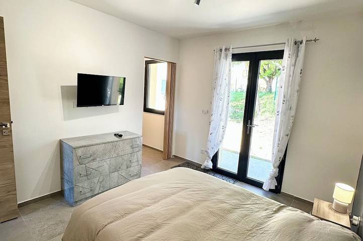 Location de vacances pour 6 personnes, avec jardin et terrasse à Rosans - 2