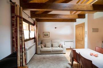 Gîte pour 5 personnes, avec vue à Castejón de Sos