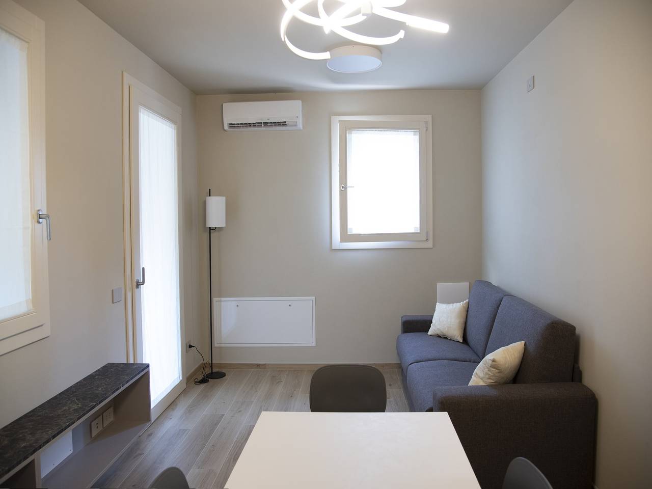 Entire apartment, Holiday Home in Veneto's Prosecco Hills in Farra di Soligo, Carnic Prealps