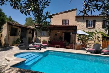 Villa für 6 Personen, mit Whirlpool und Garten in Pollença