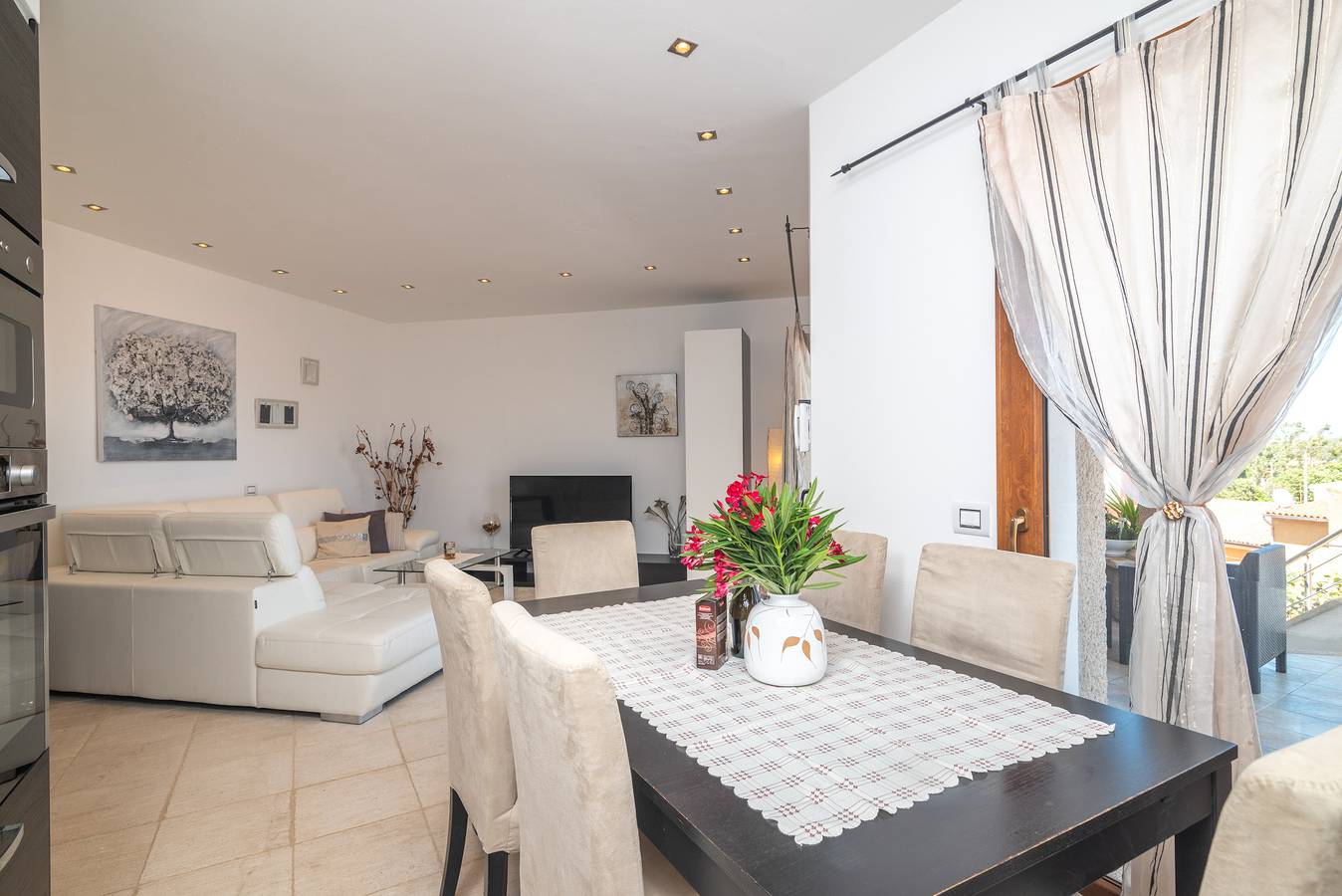 Casa vacacional 'Apartamento Porto Pozzo' con vistas al mar, Wi-Fi y aire acondicionado in Santa Teresa Gallura (Municipality), Gallura