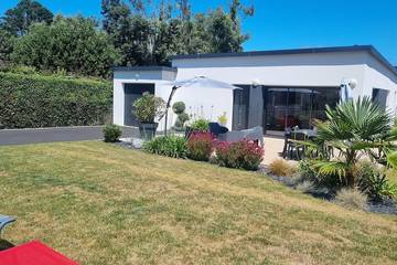 Gîte pour 6 personnes, avec jardin et terrasse dans Trévignon