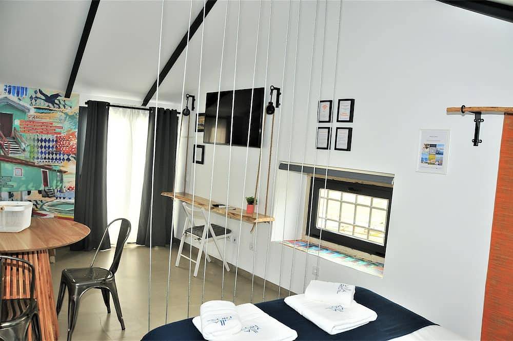 Apartamento inteiro, Villa Rio T2- Valada in Valada, Rio Tejo