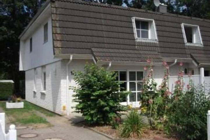 Ferienhaus für 6 Personen, mit Terrasse und Garten - 1