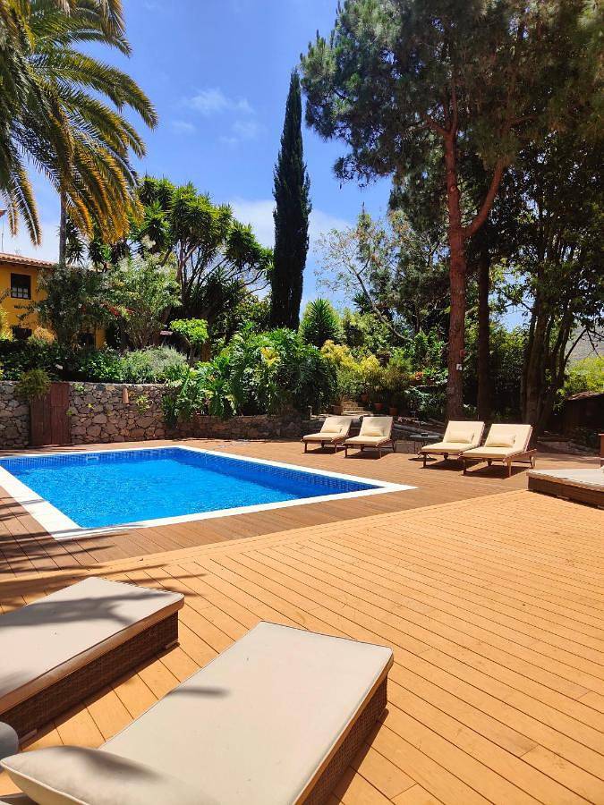 Casa rural para 8 personas, con Terraza y Jardín además de Piscina y Sauna en Teror