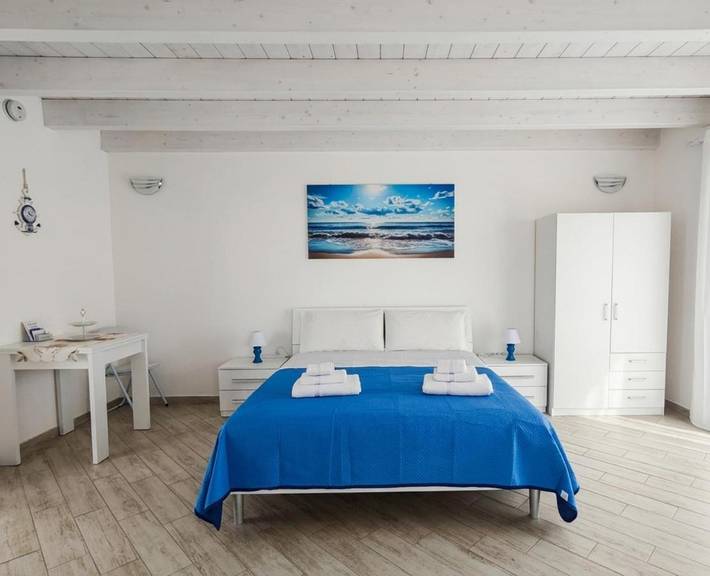 Appartamento per 2 persone, con balcone e panorama a Elmas
