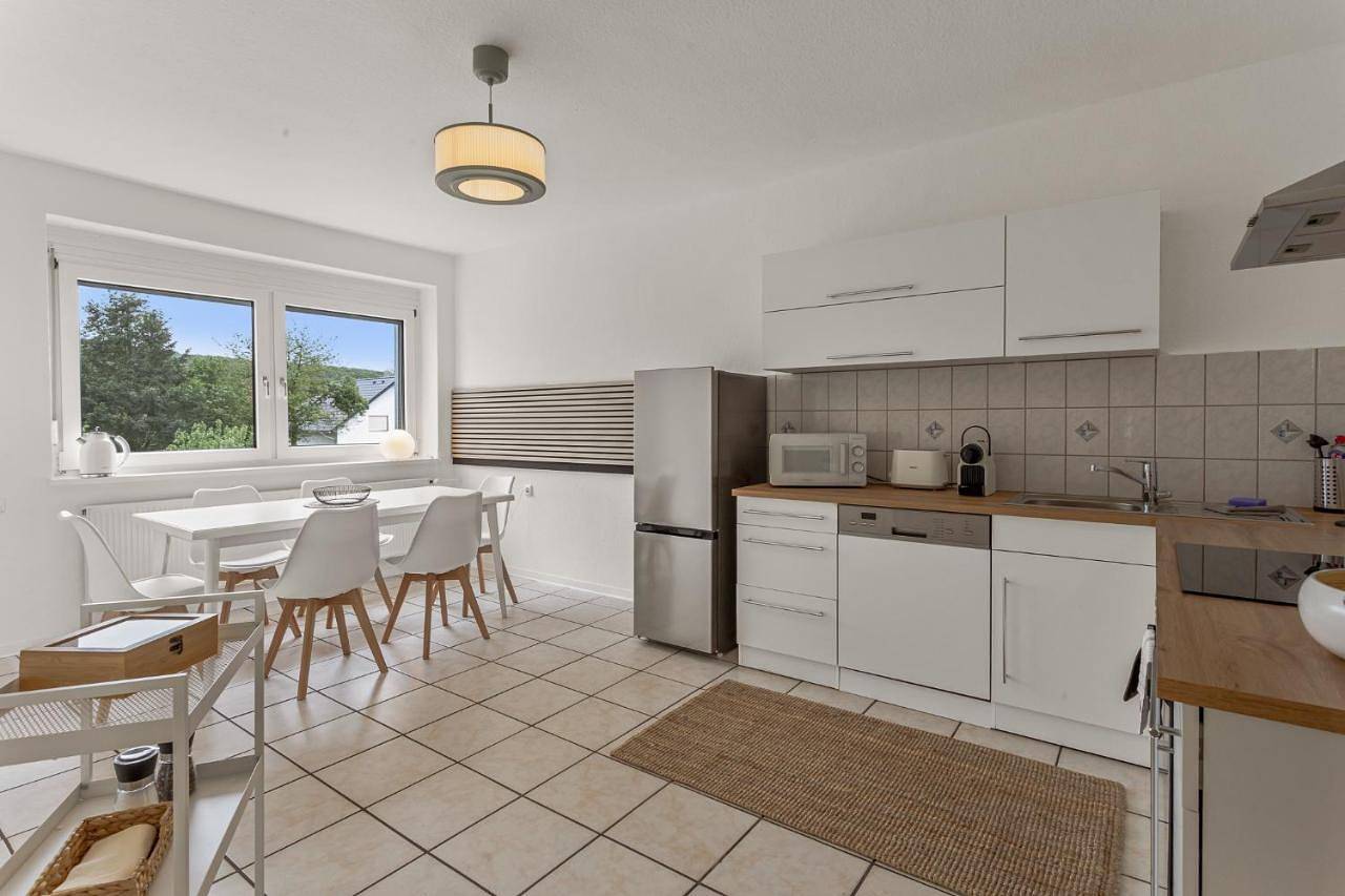 Ganze Wohnung, Two-Bedroom Apartment with Garden View in Lahntal (Hessen), Landkreis Marburg-Biedenkopf