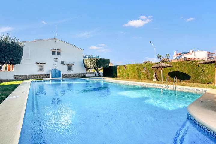 Holiday home for 4 people, with garden and children pool - 1