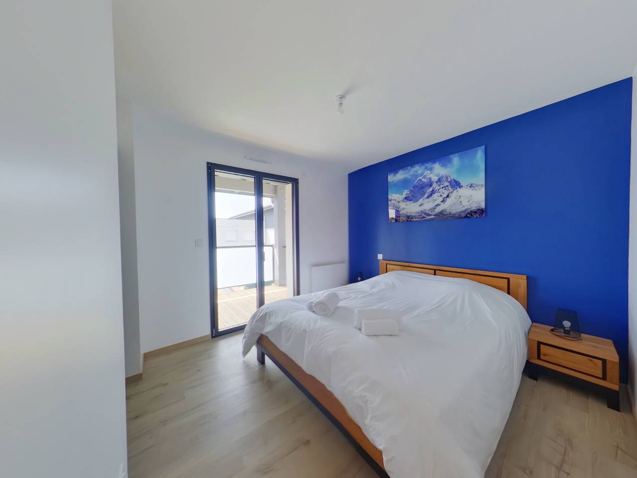 New villa in Les Rousses, near center, sleeps up to 12 in Les Rousses, Parc naturel régional du Haut-Jura