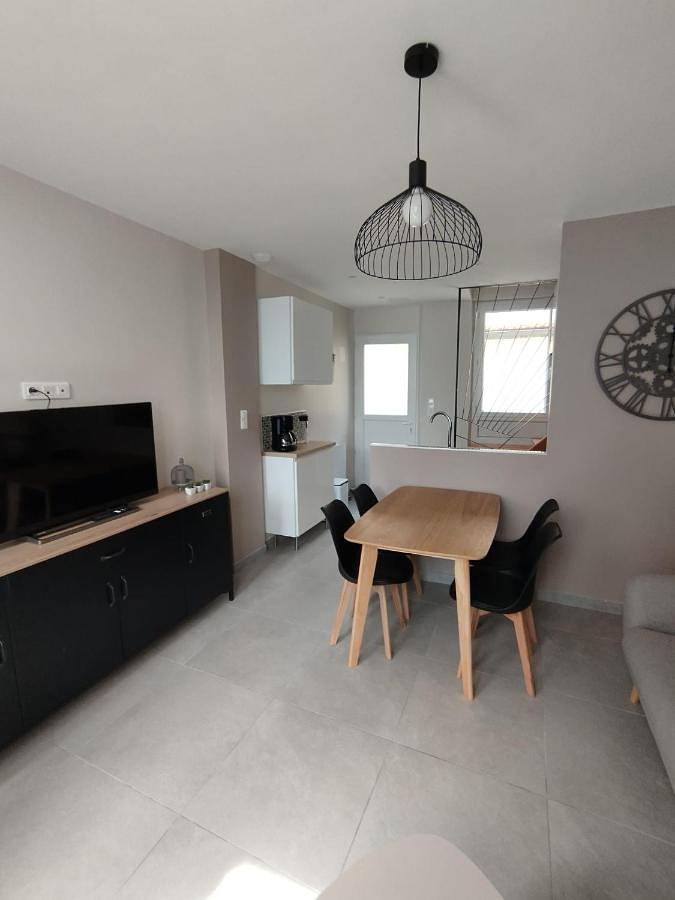 Location de vacances pour 4 personnes, avec terrasse à Sézanne - 4