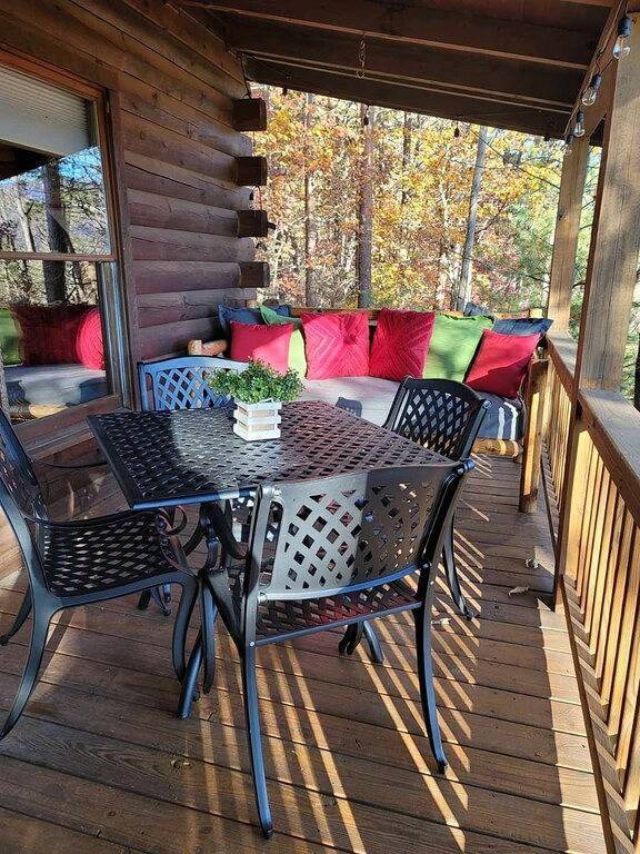 Great Mountain Views, Family Friendly, Hot tub, 5 miles to Downtown Blue Ridge in Cherry Log, Chattahoochee National Forest
